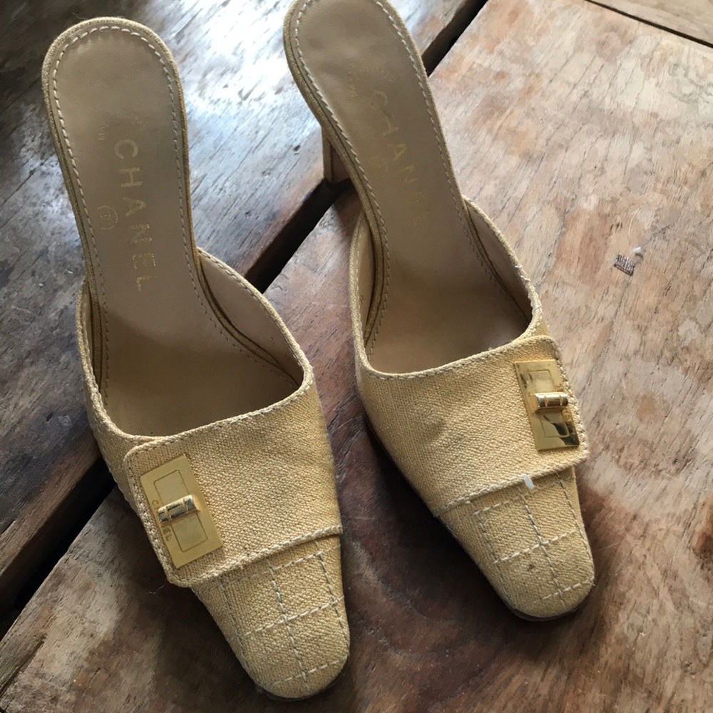 CHANEL Yellow/Beige Canvas Mule Heels Size 5 / 35
